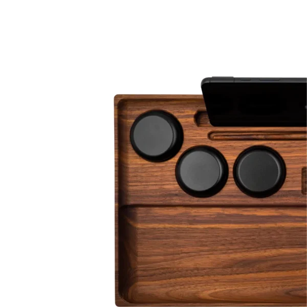 Detailaufnahme der geruchsdichten Behälter im Dab ’n Roll® Luxury Set