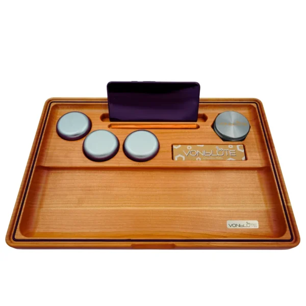 Frontalansicht des Rolling Tray Dab ’n Roll® XT Essential Sets mit kompletter Ausstattung