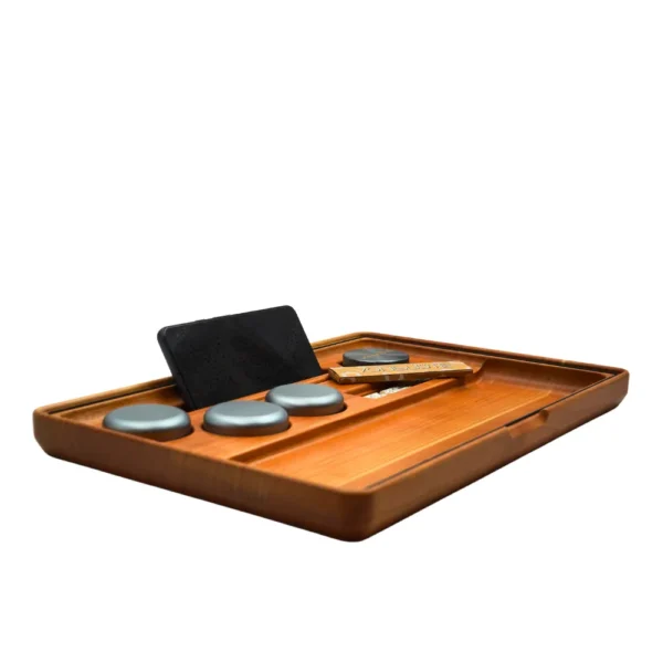 Linke Seitenansicht des Rolling Tray Dab ’n Roll® XT Essential Sets mit Aluminium-Behältern und Platz für Tool
