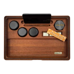 Rolling Tray Dab 'n Roll XT Premium Set in Nussholz – High-End Rolling Tray mit Zubehör und Smellproof Storage