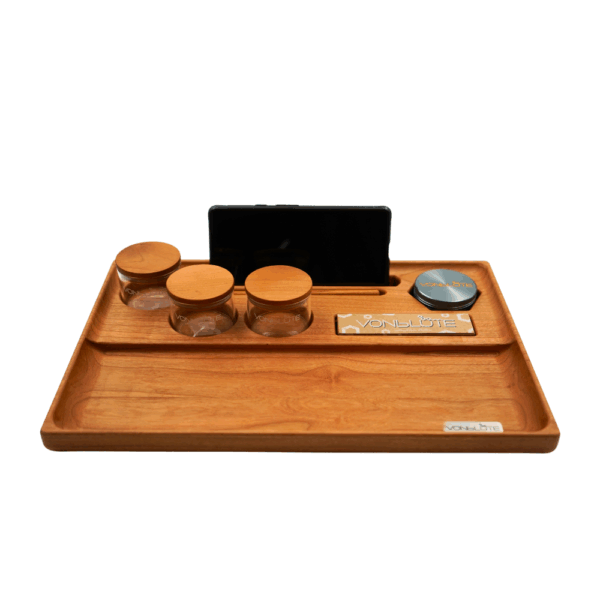 Dab ’n Roll® Essential Set frontal – cooles und schickes Rollingtray mit sichtbarer Ausstattung