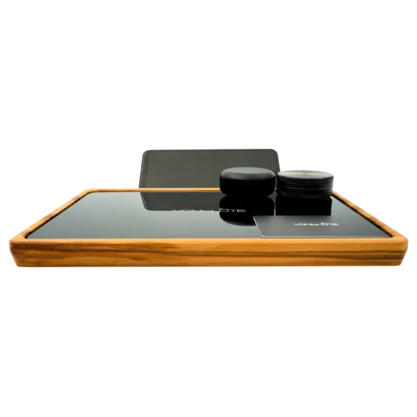 Rolling Tray Float Black Edition Black by VONbLÜTE® mit schwarzem Glaseinsatz, Handy, Grinder, Dose, frontal.