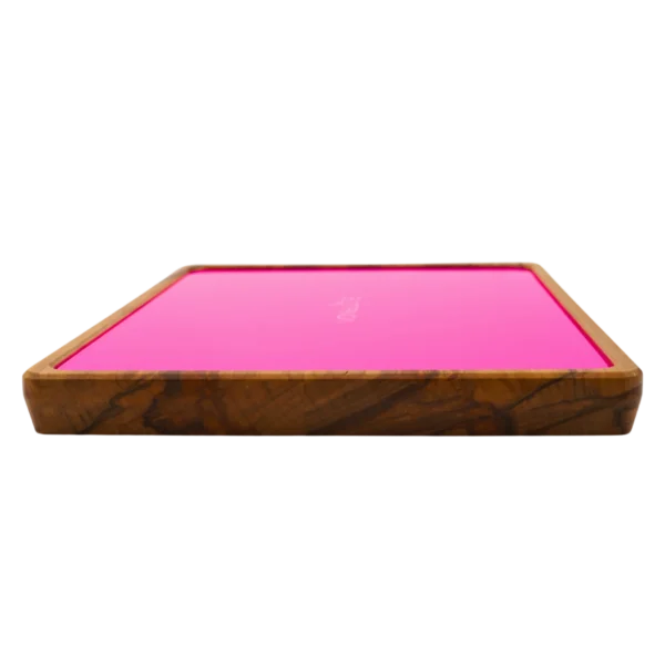 Rolling Tray Float Knockout Pink Edition Black von VONbLÜTE aus Nussbaumholz mit pinkem Glaseinsatz, leer von links Detailansicht
