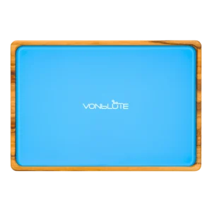 Rolling Tray Float Sky Blue by VONbLÜTE® aus Holz – Draufsicht mit hellblauer Glasfläche, freigestellt von oben