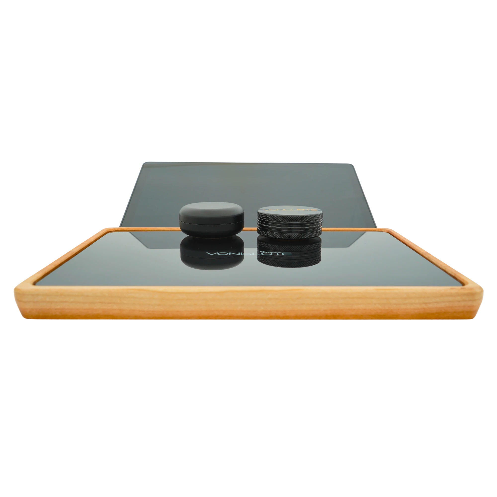 Rolling Tray Float Red Tone Black Edition Black von VONbLÜTE aus Nussbaumholz mit schwarzem Glaseinsatz, von vorne Floating Effekt Detail