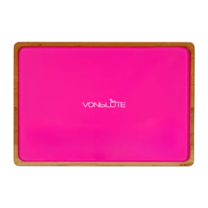 Rolling Tray Float Red Tone Knockout Pink by VONbLÜTE® aus Holz – Draufsicht mit pinker Glasfläche, freigestellt von oben