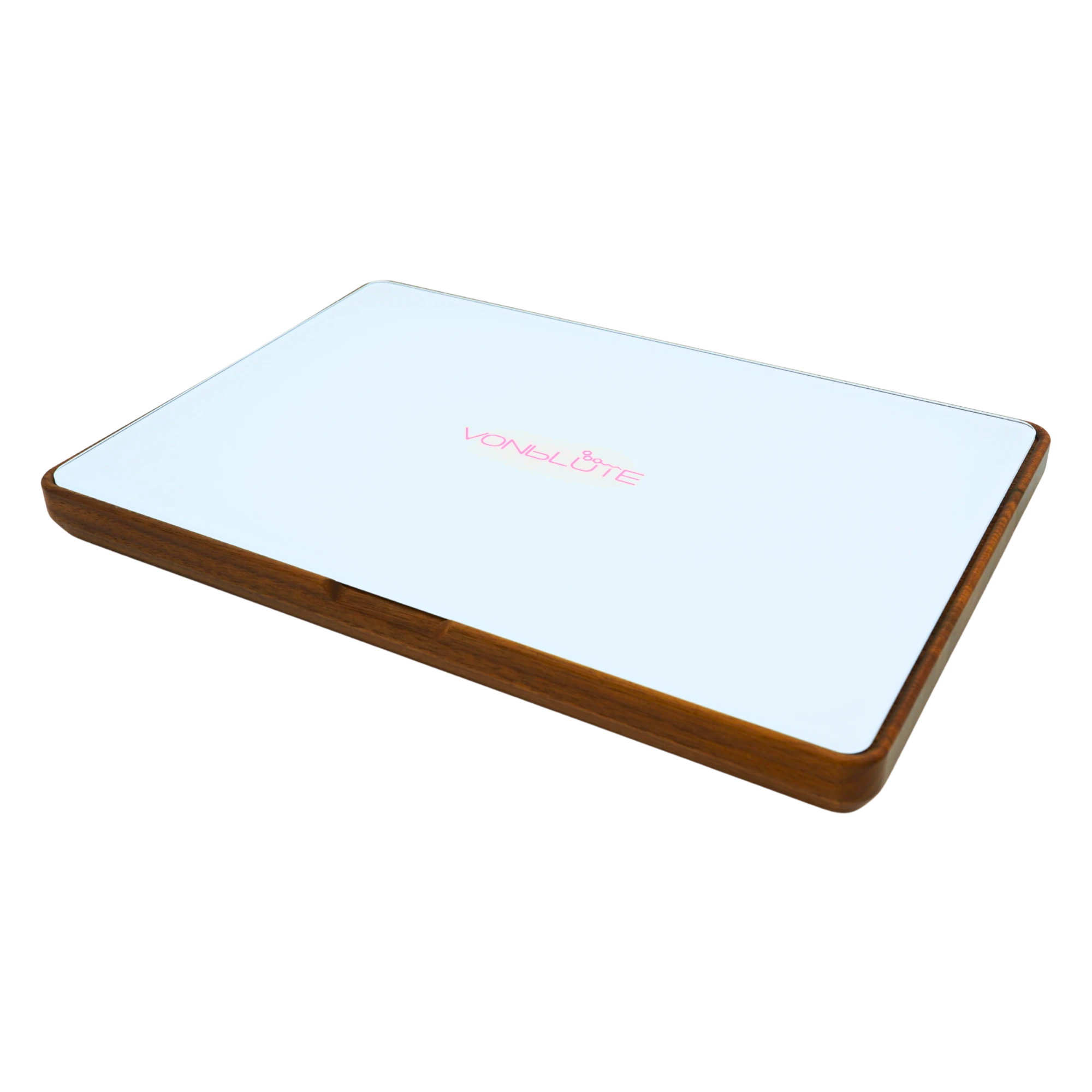 Rolling Tray Dab ’n Roll XT Pink Premium in der Nahaufnahme, sichtbares Detail des geschlossenen Designs.